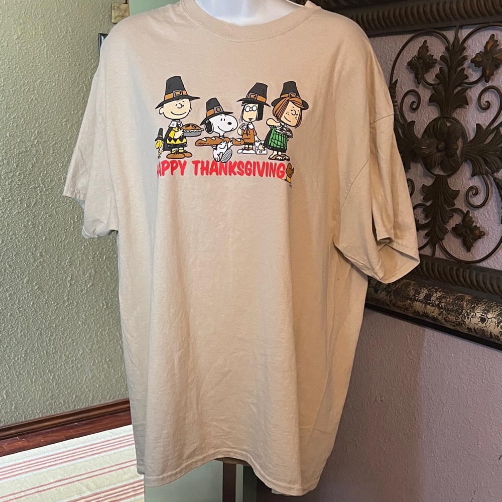 Gildan Peanuts CharactersThanksgiving  Heavy Cotton T-Shirt Sz XL